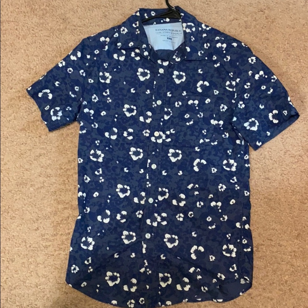 Banana Republic short sleeve button down